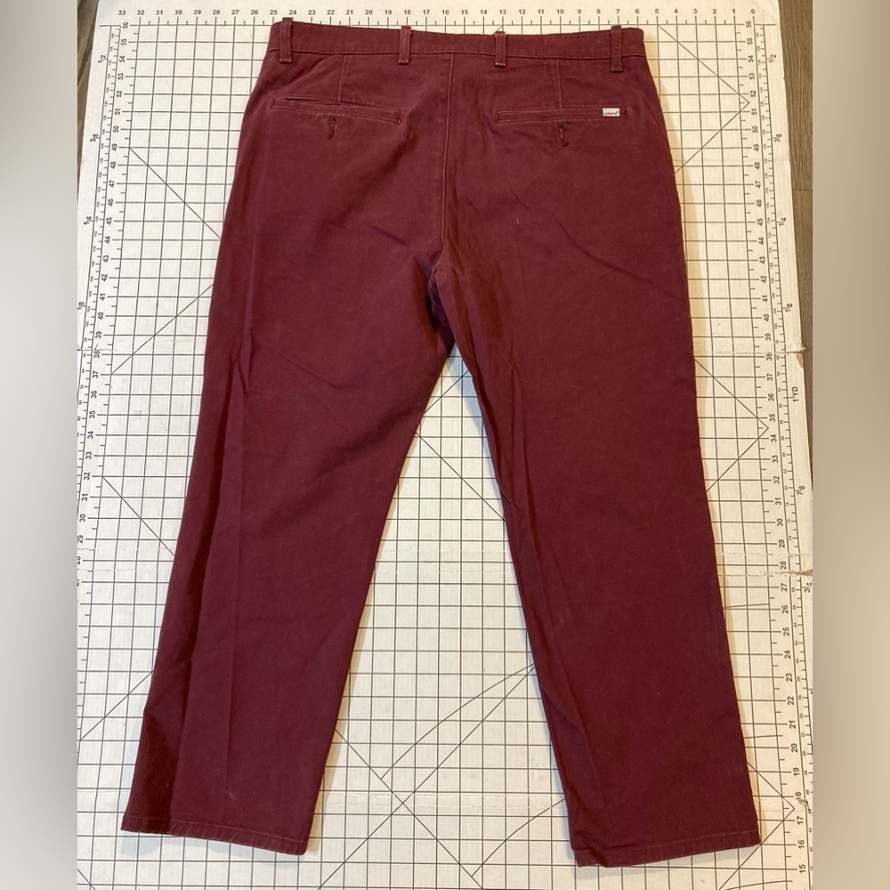 LEVI'S Vintage Men’s Size 36/29 Burgundy Flat Front Straight Leg Chino Pants